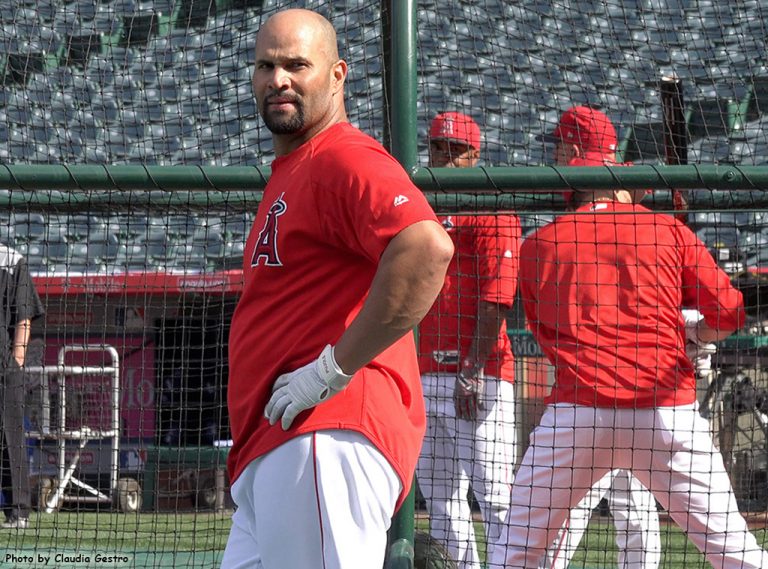 Albert Pujols spurns Cardinals, signs 10-year, $254M deal with Los Angeles  Angels – New York Daily News